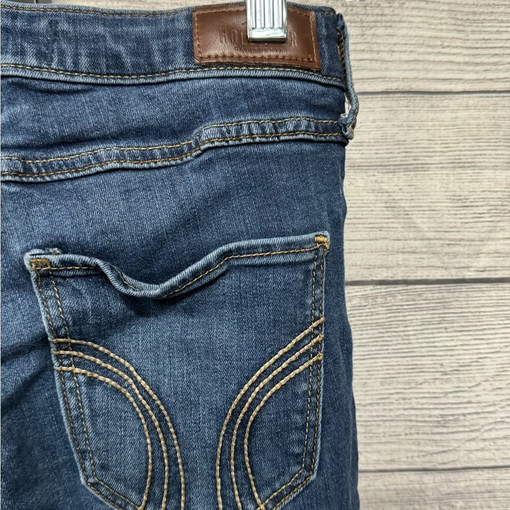 Hollister Jeans - Picture 3 of 5